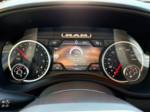 Used 2026 RAM 1500 Express AWD/4WD image 21