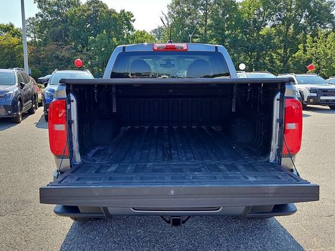 Used 2022 Chevrolet Colorado LT AWD/4WD image 30