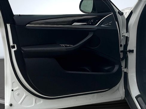 Used 2019 BMW X3 xDrive30i w/ Driving Assistance Package image 23