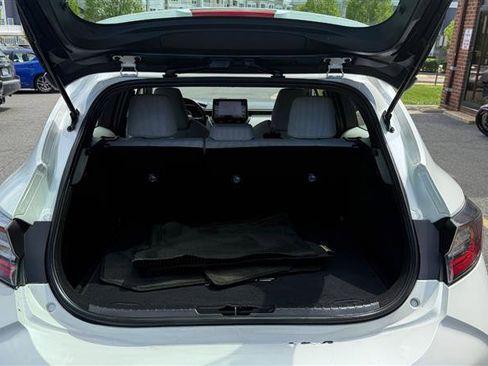 Used 2020 Toyota Corolla SE w/ Carpet Mat Package image 17