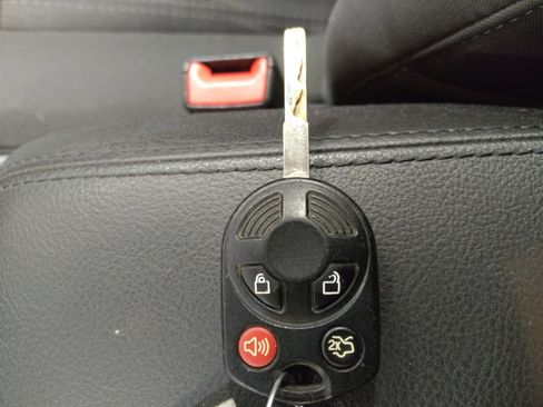 Used 2016 Ford Focus SE FWD image 32