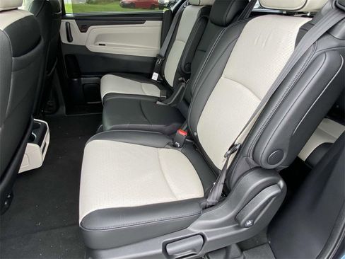 Certified 2025 Honda Odyssey Elite image 10