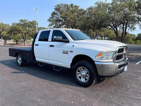 Used 2018 RAM 3500 Tradesman w/ Chrome Appearance Group AWD/4WD image 12