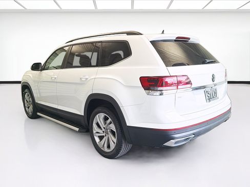 Used 2023 Volkswagen Atlas SE w/ Panoramic Sunroof Package FWD image 6