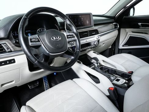 Used 2021 Kia Telluride SX w/ SX Prestige Package image 6