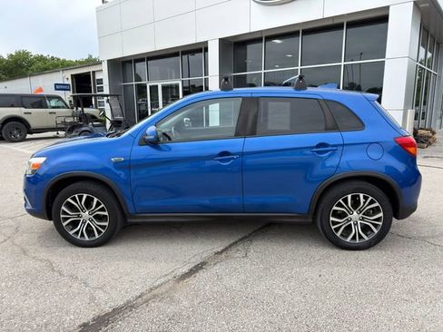 Used 2017 Mitsubishi Outlander Sport ES FWD image 4