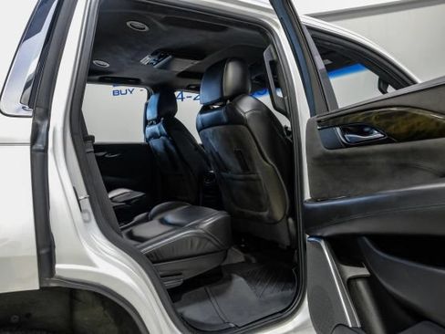 Used 2020 Cadillac Escalade Platinum RWD image 52