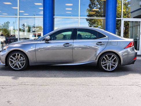 Used 2016 Lexus IS 200t w/ F Sport Package RWD image 2