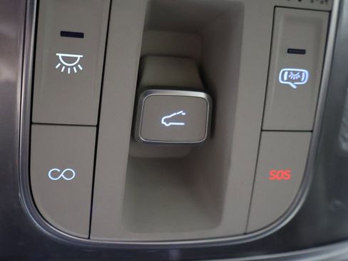 Used 2021 Genesis GV80 2.5T w/ Prestige Package 04 AWD/4WD image 59