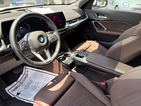 Certified 2025 BMW X2 xDrive28i AWD/4WD image 11