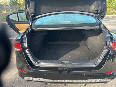 Certified 2025 Nissan Sentra SV w/ SV Premium Package image 27