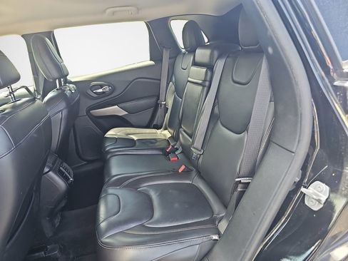 Certified 2017 Jeep Cherokee Limited AWD/4WD image 14