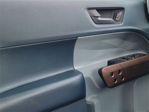 Certified 2022 Ford Maverick Lariat w/ Lariat Luxury Package image 35