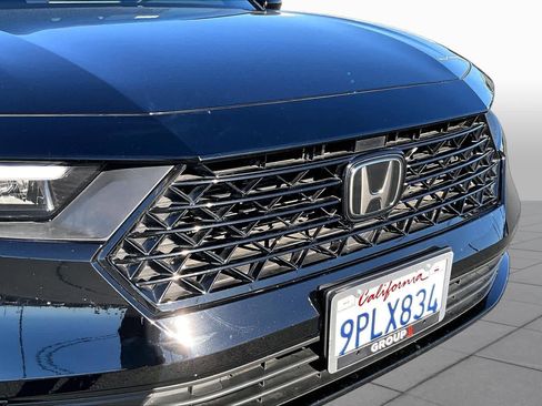Used 2024 Honda Accord Sport image 29