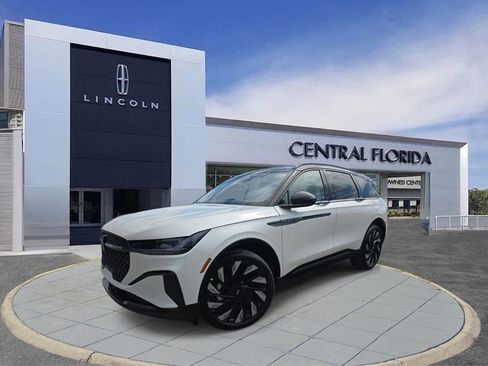 New 2026 Lincoln Nautilus Reserve w/ Jet Appearance Package AWD/4WD image 25