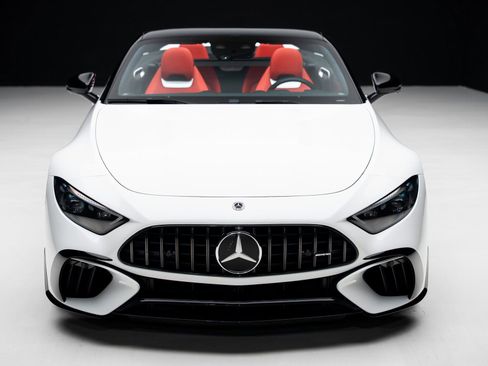 Used 2022 Mercedes-Benz SL 63 AMG 4MATIC image 7