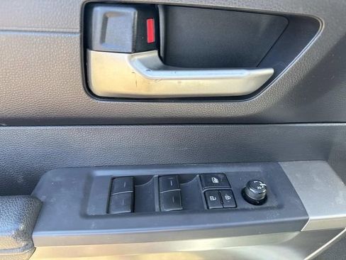 Used 2022 Toyota Tundra SR5 w/ SR5 Convenience Package image 25