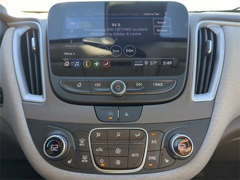 Used 2024 Chevrolet Malibu LT image 23
