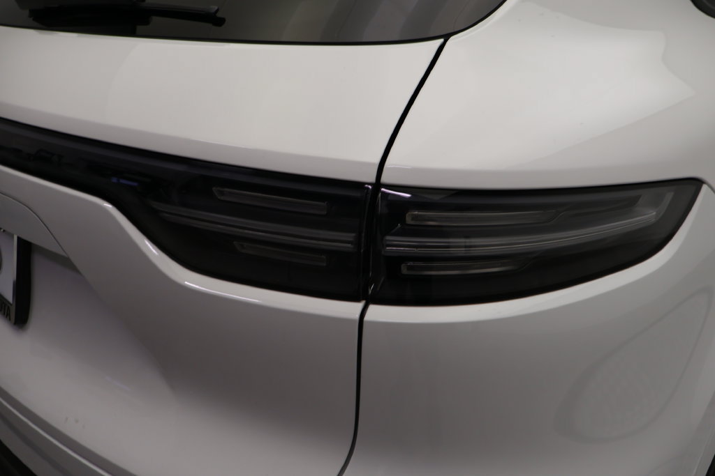 Certified 2023 Porsche Cayenne S AWD/4WD image 9