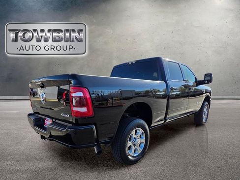 Used 2024 RAM 2500 Big Horn w/ Sport Appearance Package AWD/4WD image 4