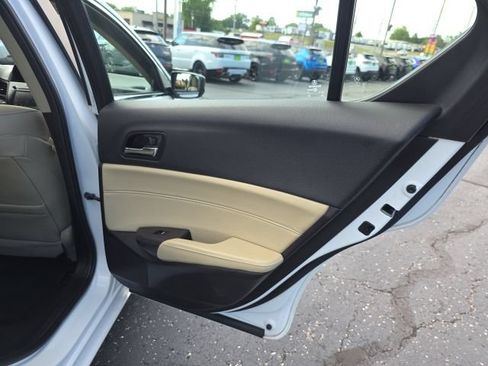 Used 2016 Acura ILX FWD image 36
