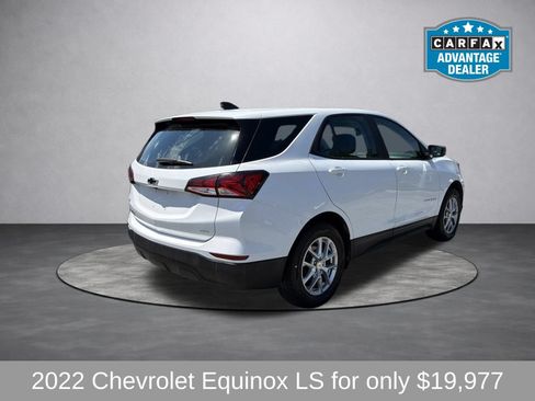 Used 2022 Chevrolet Equinox LS AWD/4WD image 3