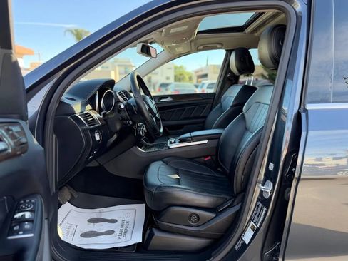 Used 2015 Mercedes-Benz GL 450 4MATIC image 21