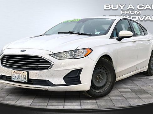 Used 2019 Ford Fusion S image 4