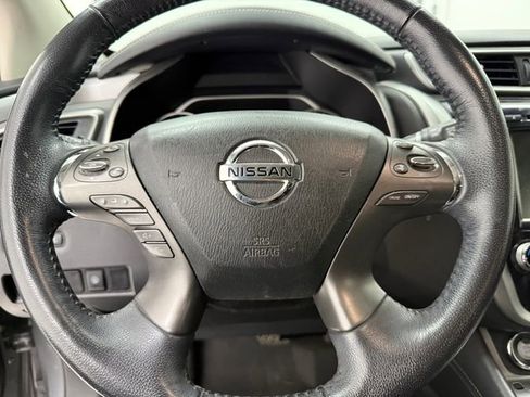 Used 2021 Nissan Murano SV image 11