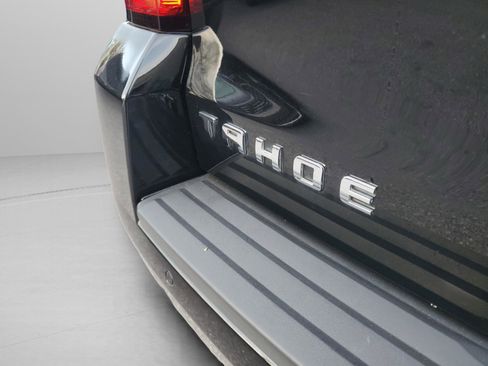 Used 2017 Chevrolet Tahoe LT image 9