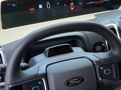 New 2026 Ford Expedition Platinum w/ Stealth Performance Package AWD/4WD image 11