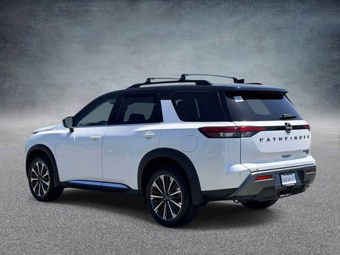 New 2026 Nissan Pathfinder Platinum AWD/4WD image 4