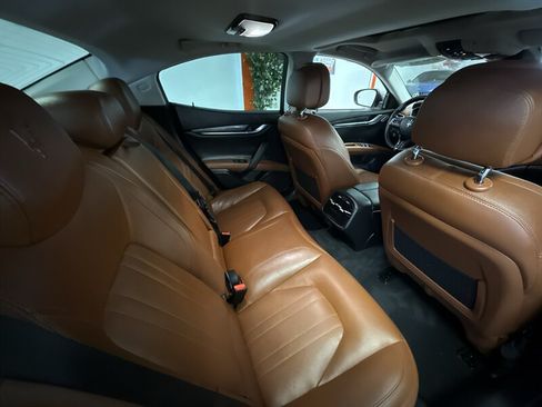 Used 2019 Maserati Ghibli RWD image 25