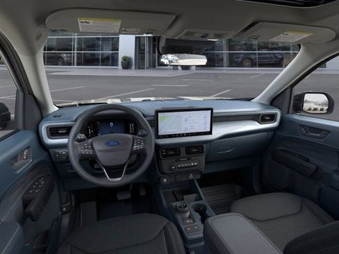 Used 2025 Ford Maverick XLT w/ XLT Luxury Package image 9