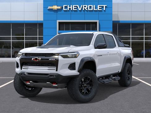 New 2025 Chevrolet Colorado ZR2 w/ Midnight Edition AWD/4WD image 6