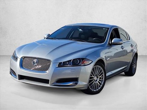 Used 2012 Jaguar XF image 1