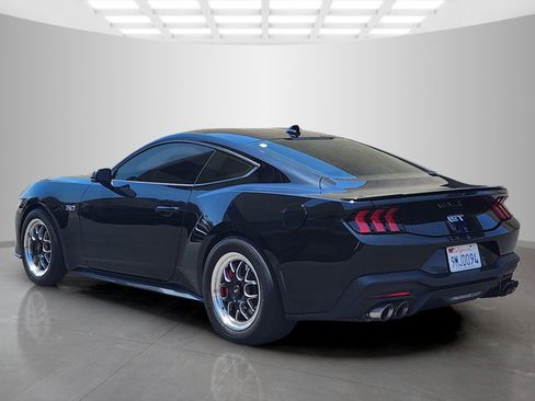 Used 2024 Ford Mustang GT Premium RWD image 3