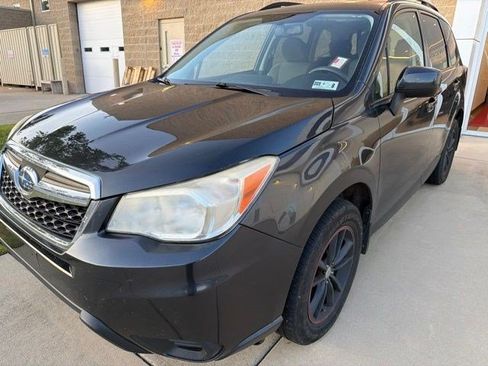 Used 2015 Subaru Forester 2.5i Premium w/ All-Weather Package AWD/4WD image 9