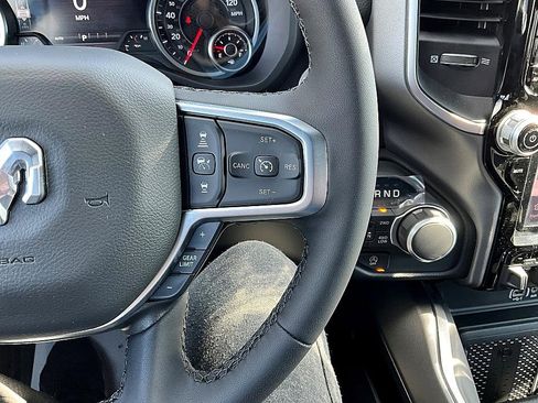 New 2026 RAM 1500 4x4 Crew Cab image 21