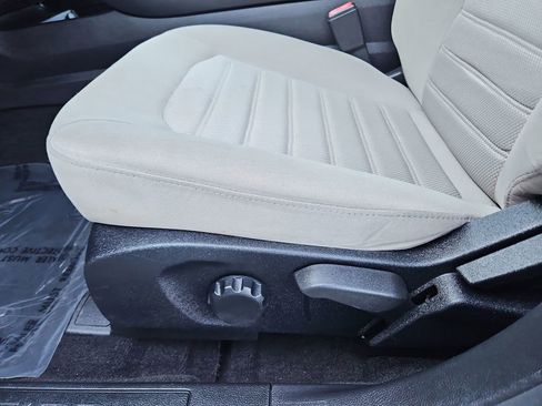 Used 2020 Ford Fusion S image 22