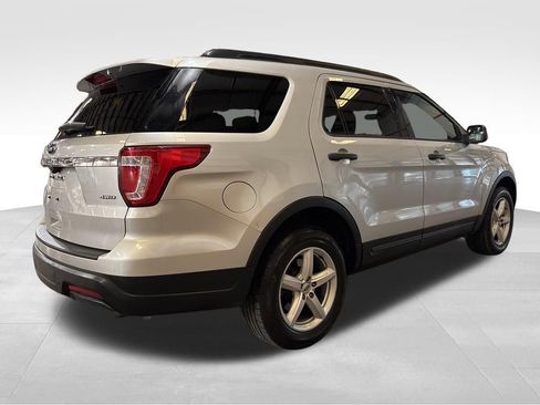 Used 2018 Ford Explorer 4WD image 5