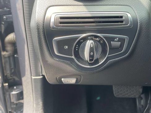 Used 2016 Mercedes-Benz C 300 4MATIC Sedan image 21