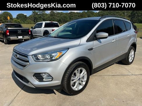 Used 2019 Ford Escape SEL image 1