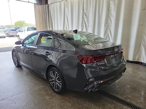 Used 2024 Kia Forte GT-Line w/ GT-Line Premium Package FWD image 6