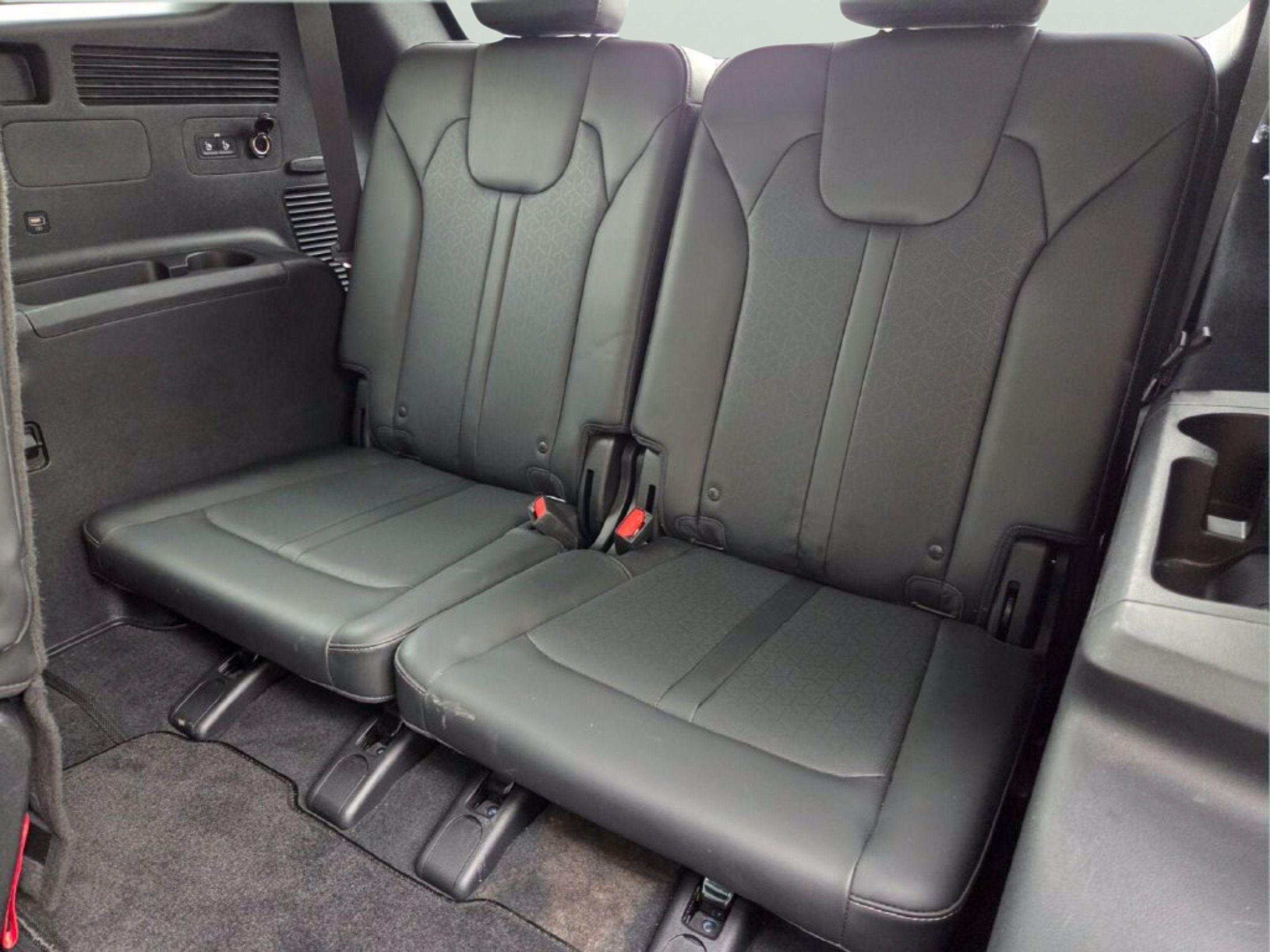 Certified 2022 Kia Sorento X-Line EX AWD/4WD image 12