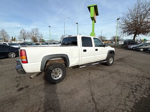 Used 2002 Chevrolet Silverado 2500 LS RWD image 3