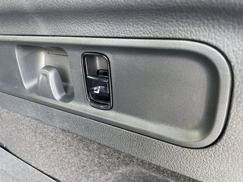 New 2026 Mercedes-Benz GLC 300 image 11