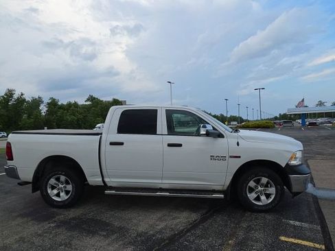 Used 2015 RAM 1500 Tradesman w/ Popular Equipment Group AWD/4WD image 2