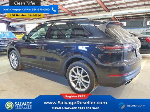 Used 2019 Porsche Cayenne image 3