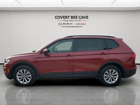 Used 2019 Volkswagen Tiguan S image 5